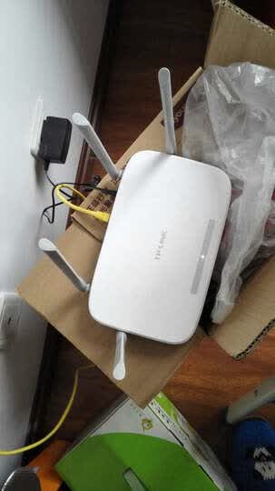 TP-LINK TL-WDR5600 家用雙頻路由器的穩(wěn)定之選